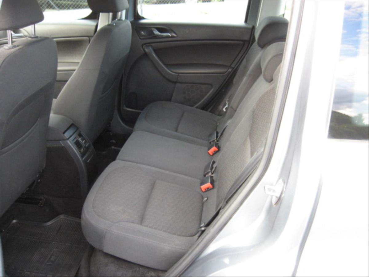 skoda-yeti-2-0-tdi-4x4 - 6
