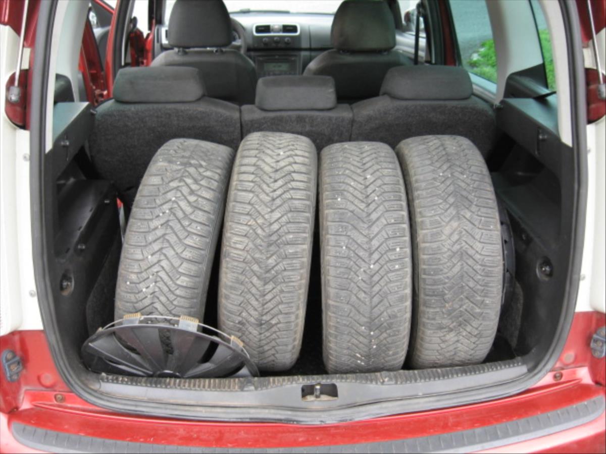 skoda-roomster-1-4-16v - 8