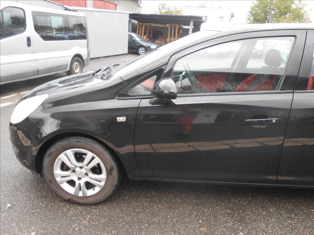 opel-corsa-1-2-i-59-kw - 9