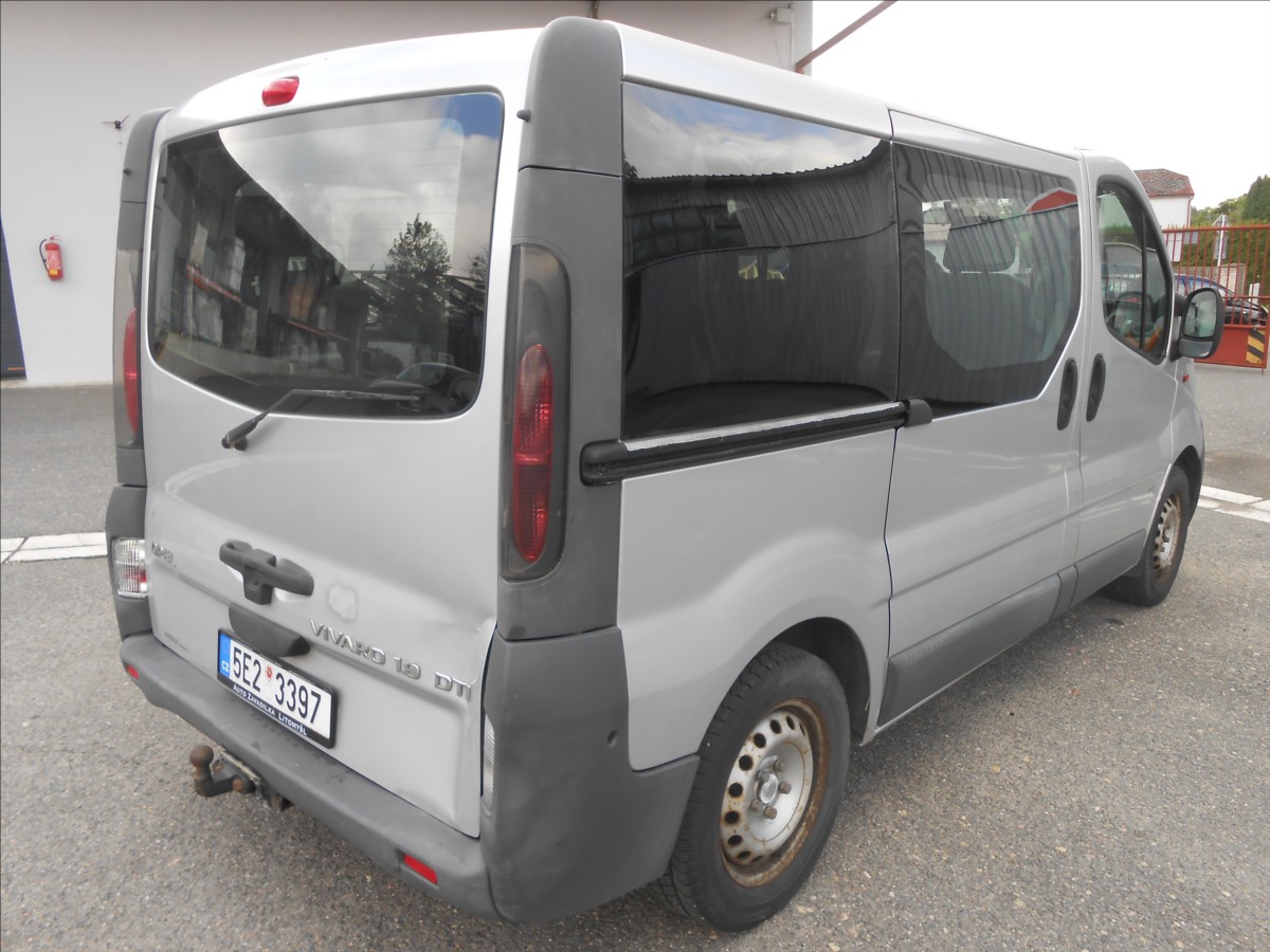 opel-vivaro-1-9-dti-74kw-9mist - 5