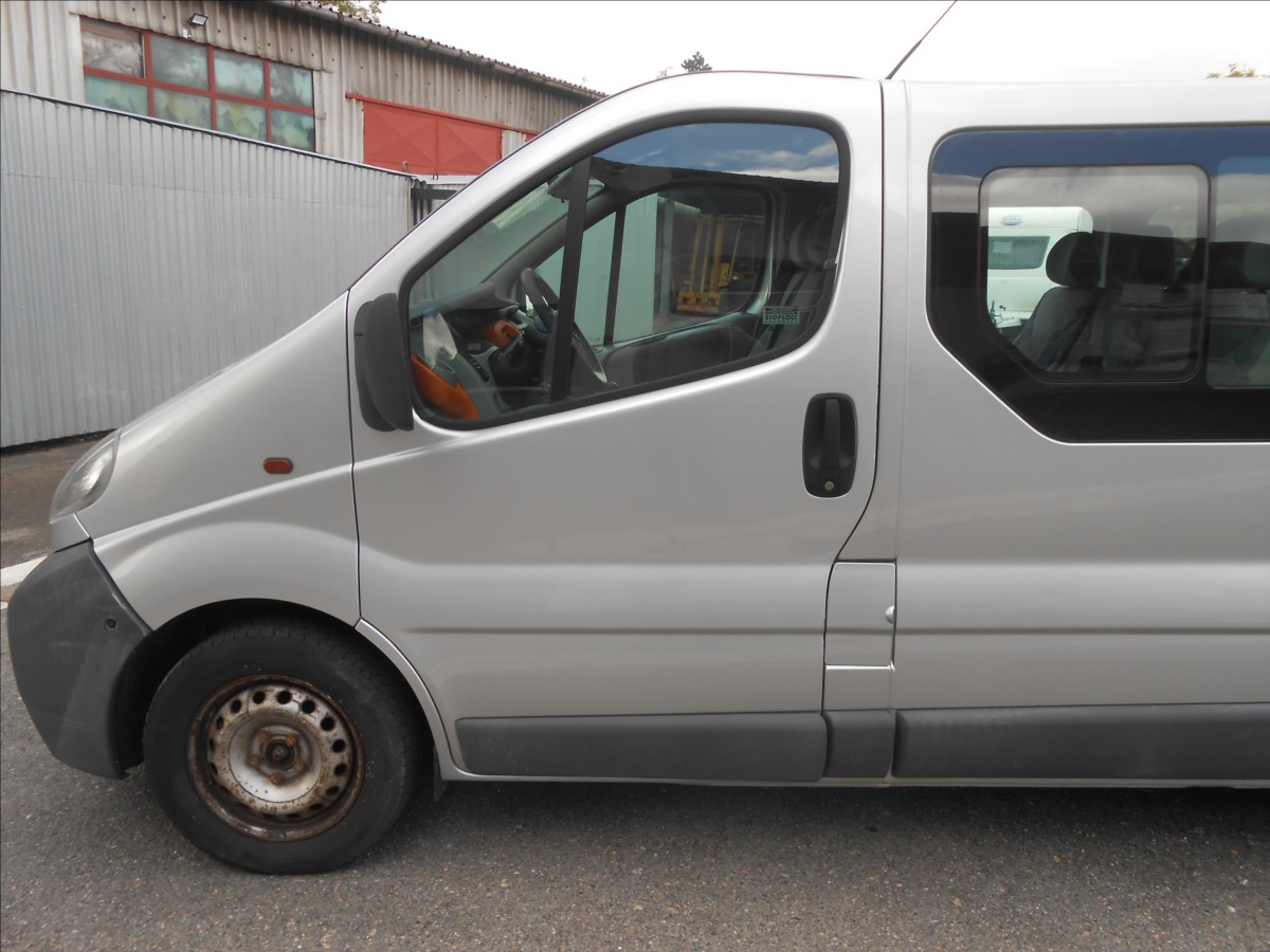 opel-vivaro-1-9-dti-74kw-9mist - 9
