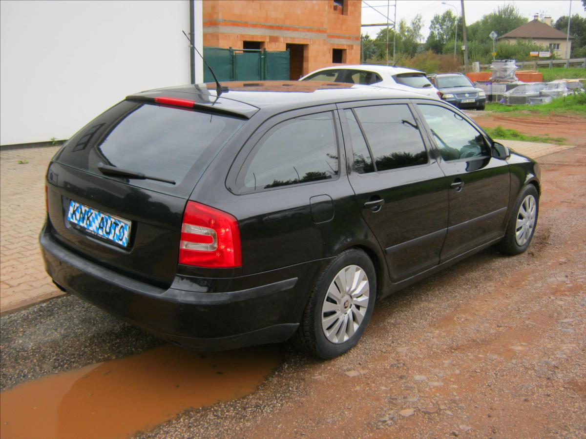skoda-octavia-2-0-kombi - 5