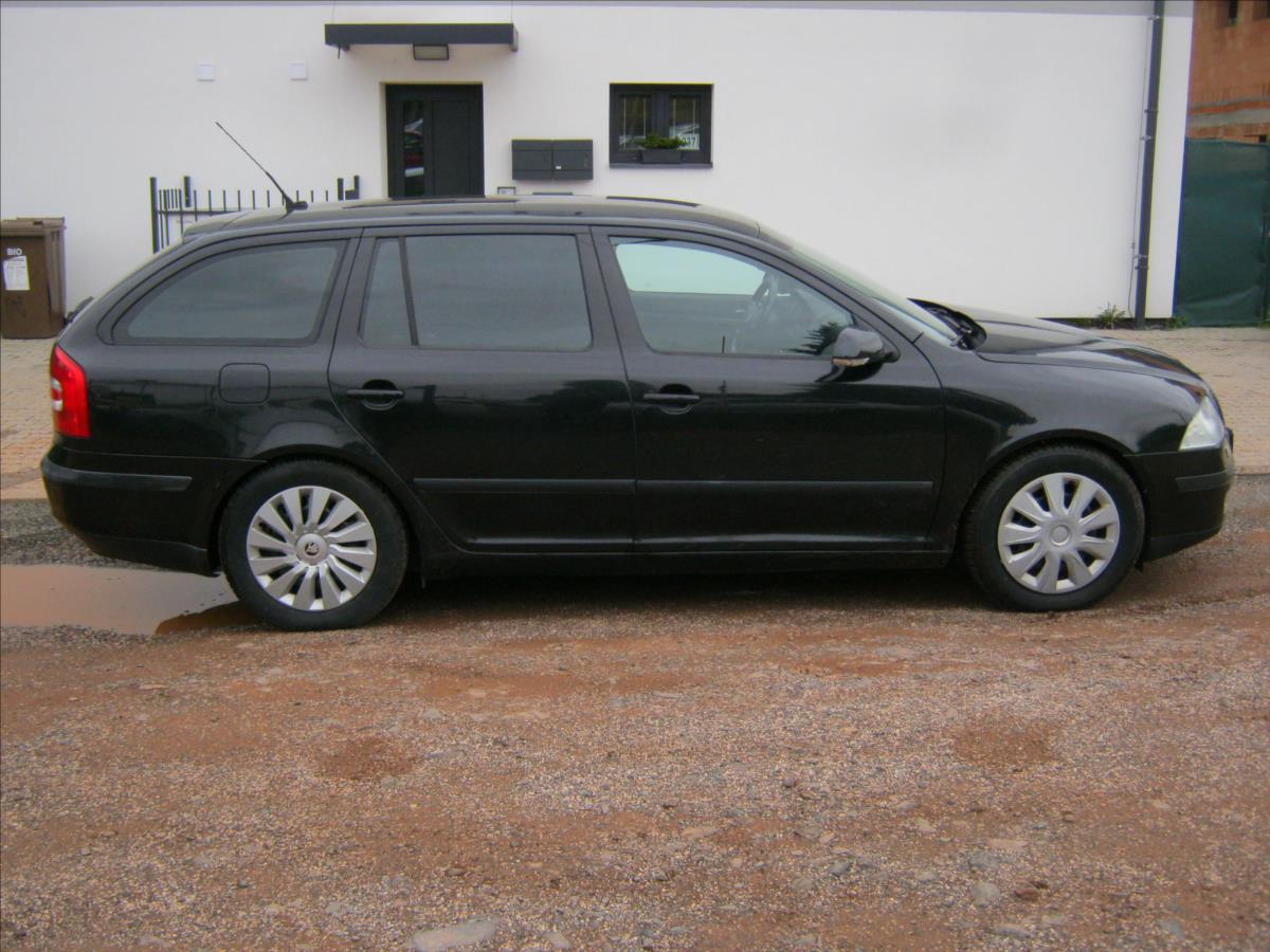 skoda-octavia-2-0-kombi - 6