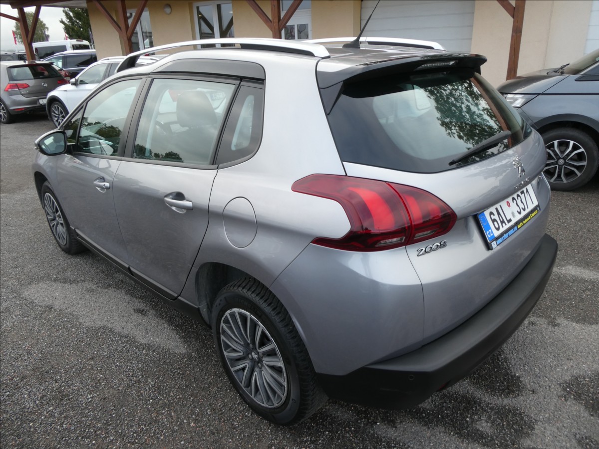 peugeot-2008-1-2-puretech-81kw-automat-cr - 6