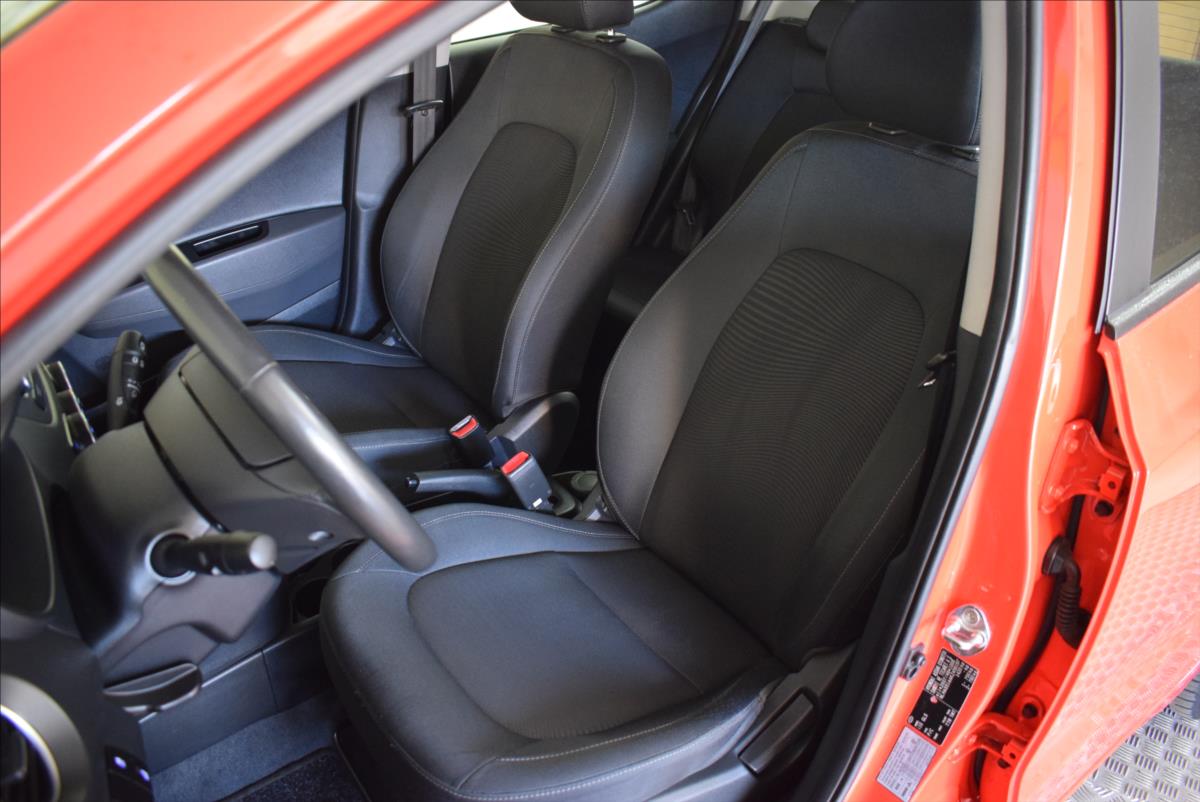 hyundai-i10-1-0-i-1-maj-stav-noveho-vozu - 8