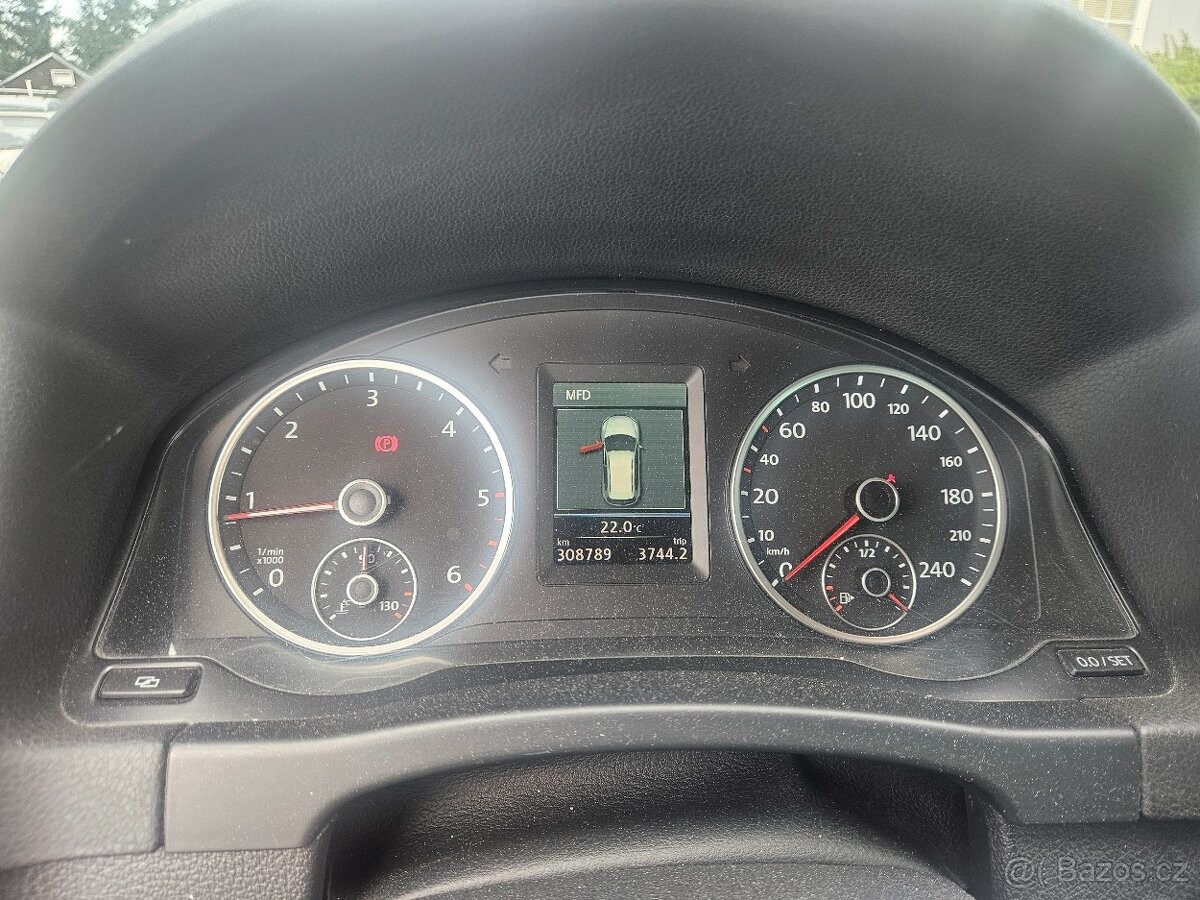 volkswagen-tiguan-2-0-prodam - 4
