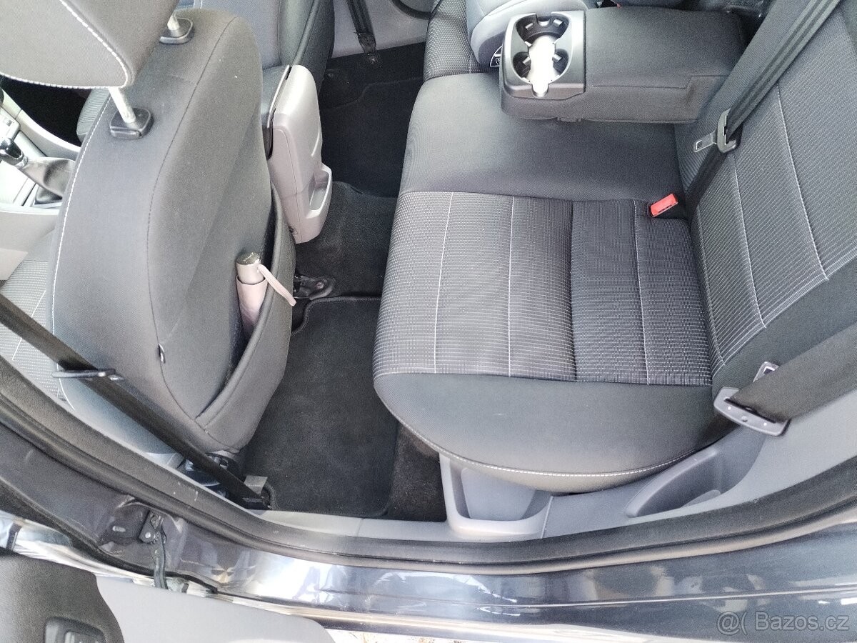 ford-focus-1-8-benzin-92-kw-rok-2010 - 4