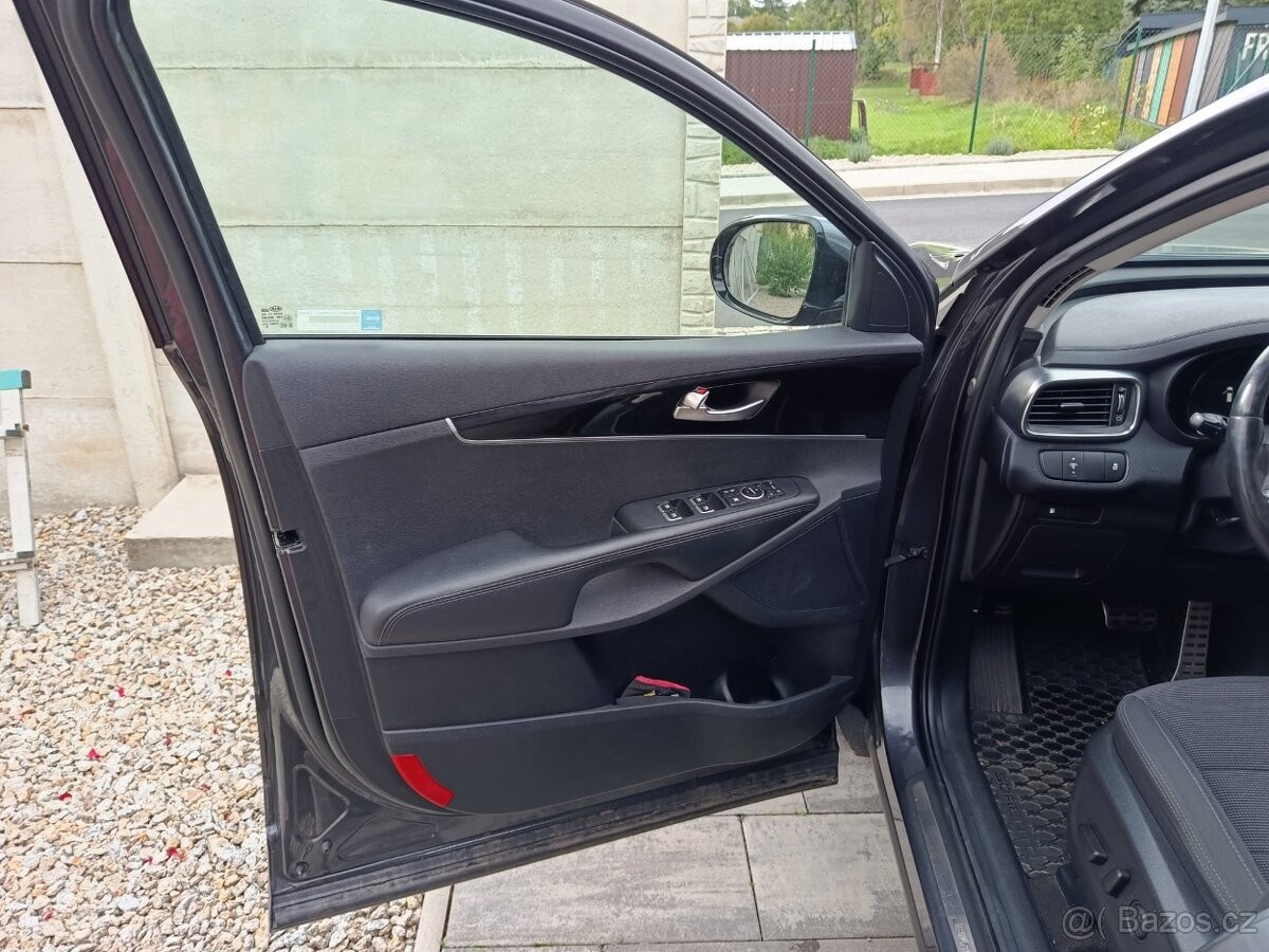 kia-sorento-2-2-tdi - 3