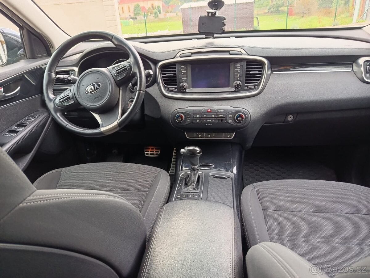 kia-sorento-2-2-tdi - 7