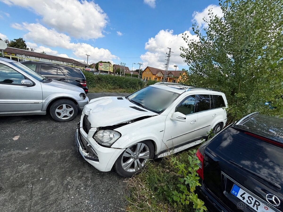 mercedes-benz-gl-350-bluetec-4matic-r-v-2010 - 7