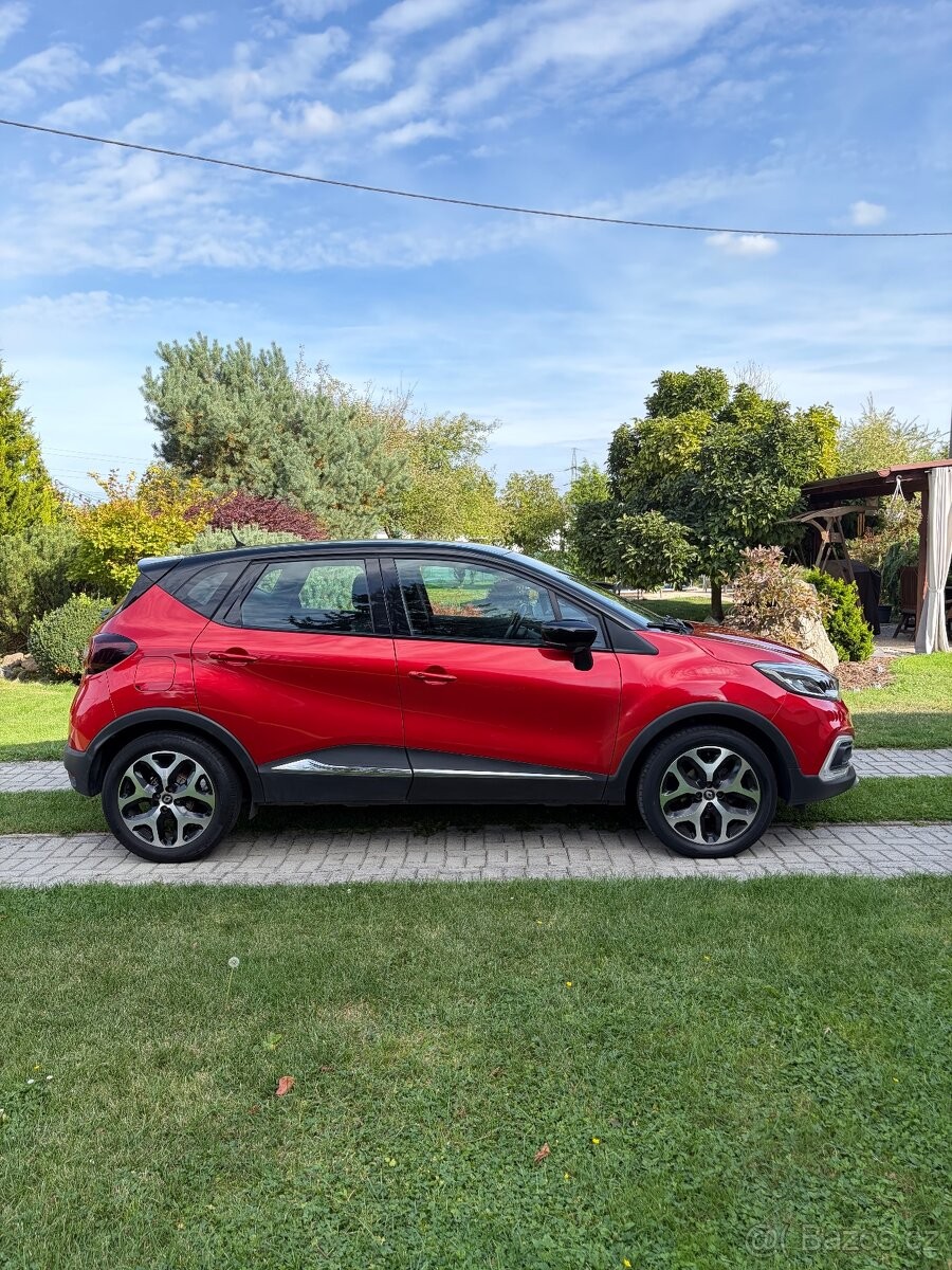 renault-captur-0-9 - 1