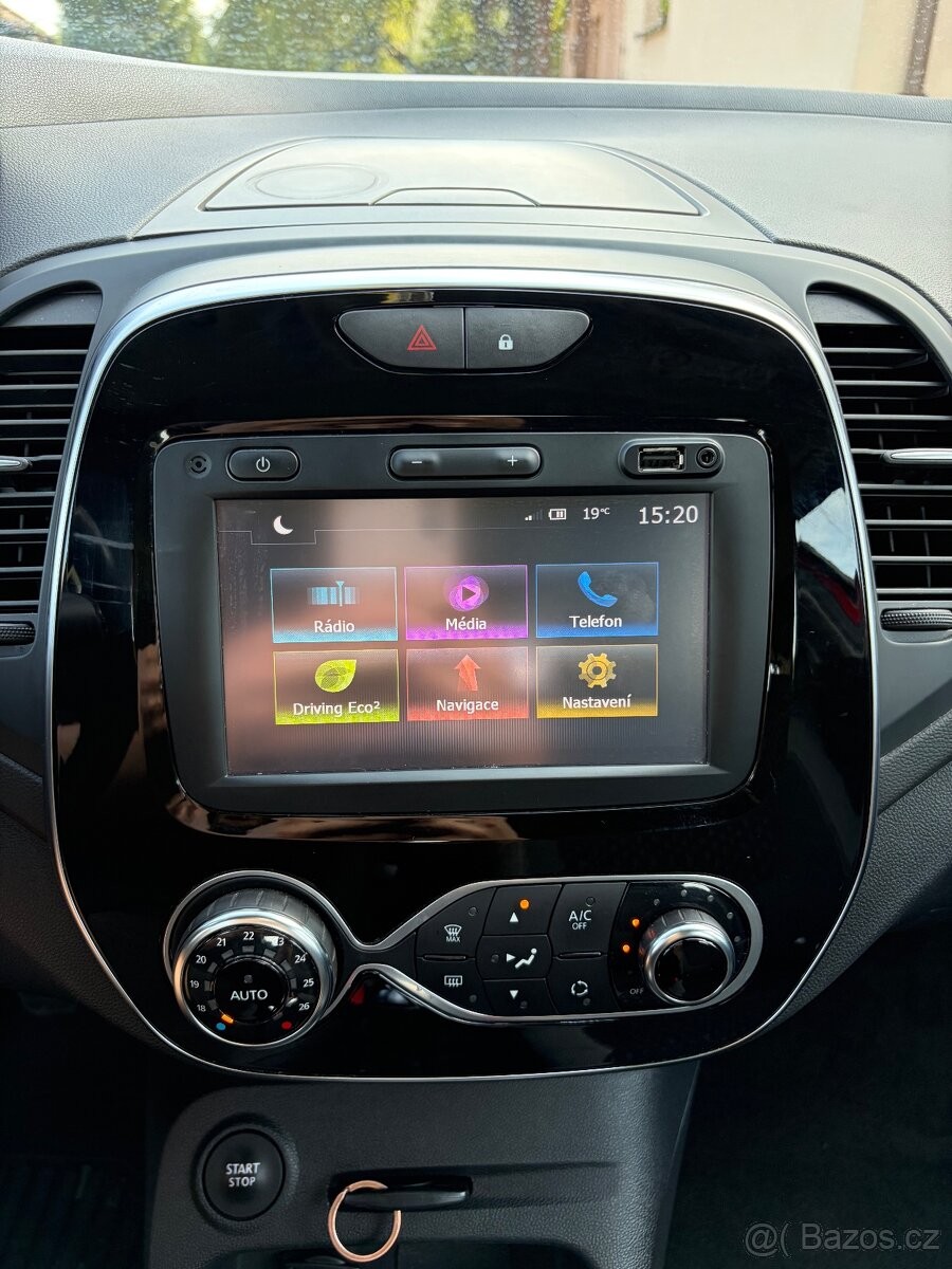 renault-captur-0-9 - 4
