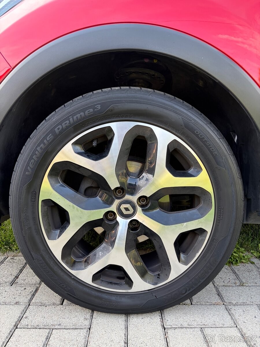 renault-captur-0-9 - 5