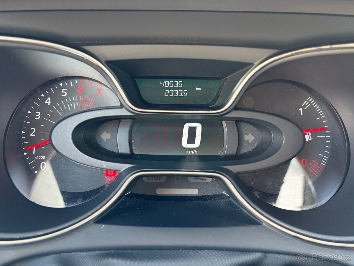 renault-captur-0-9 - 7