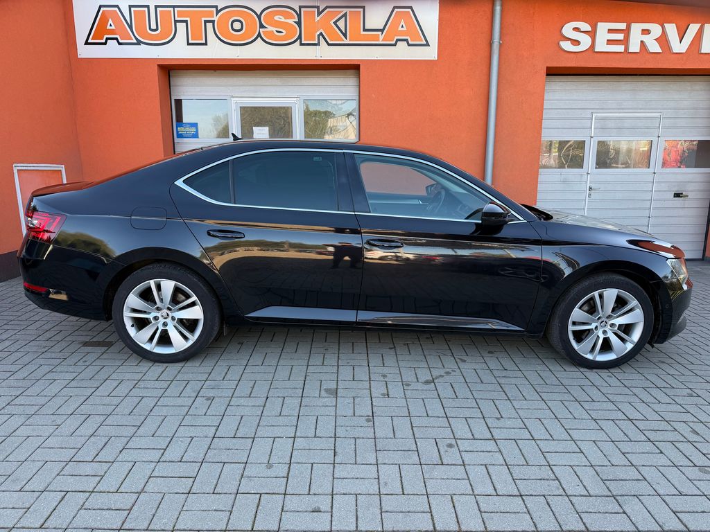 skoda-superb-2-0-tdi-140kw-dsg - 3