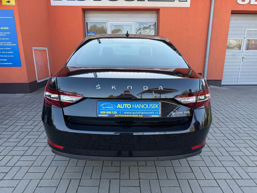 skoda-superb-2-0-tdi-140kw-dsg - 5