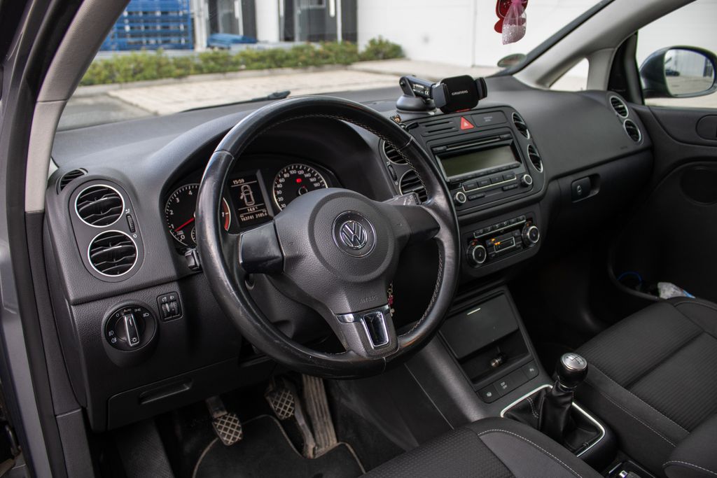 volkswagen-golf-plus - 6