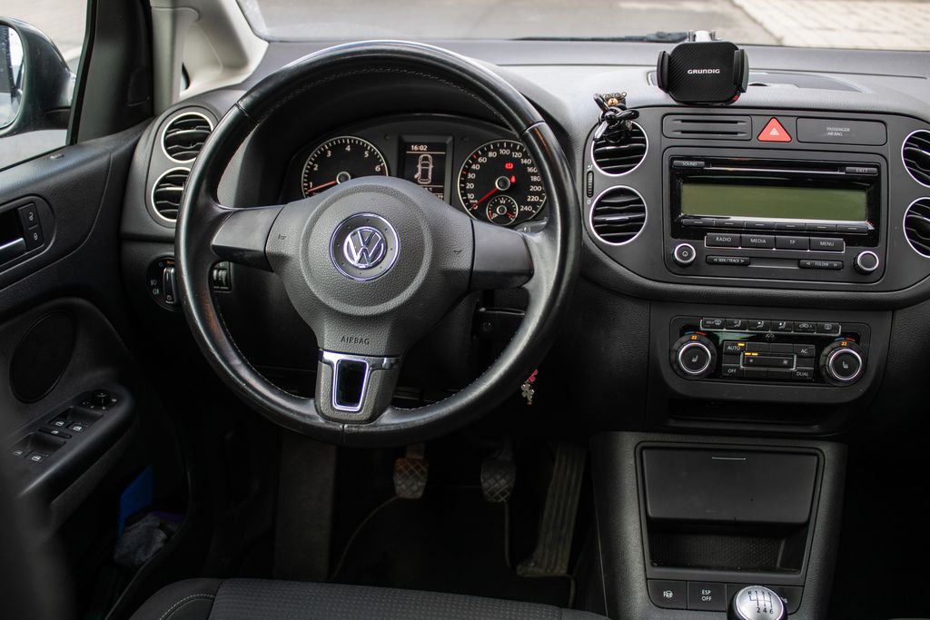 volkswagen-golf-plus - 8
