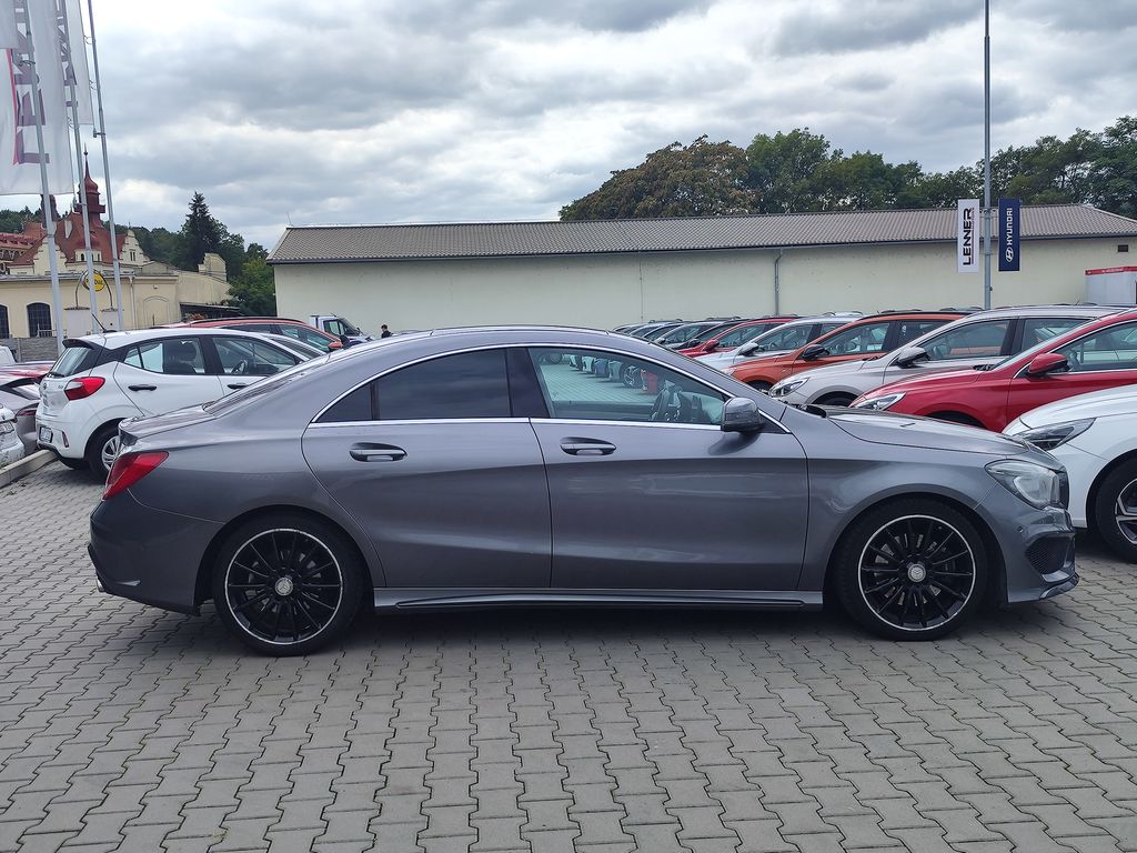 mercedes-benz-cla-cla200-130kw-amg-line-at - 3