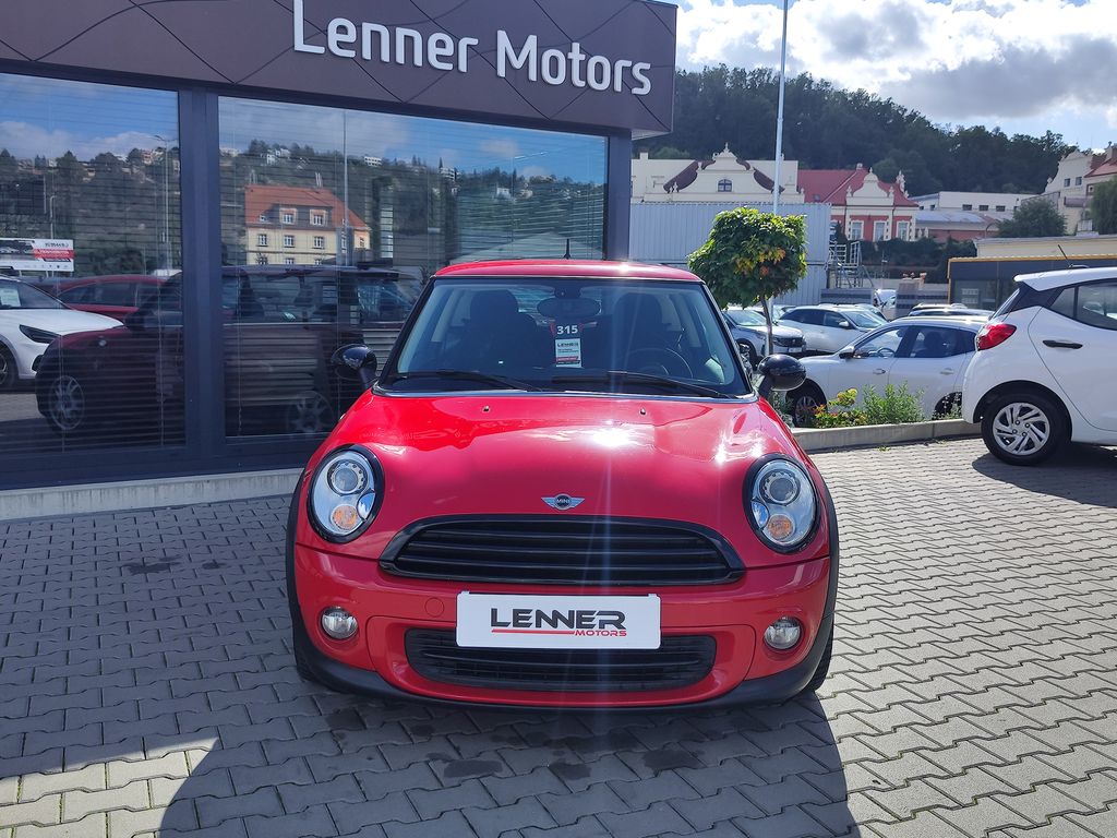 mini-cooper-1-6-90kw-pano-navi - 1