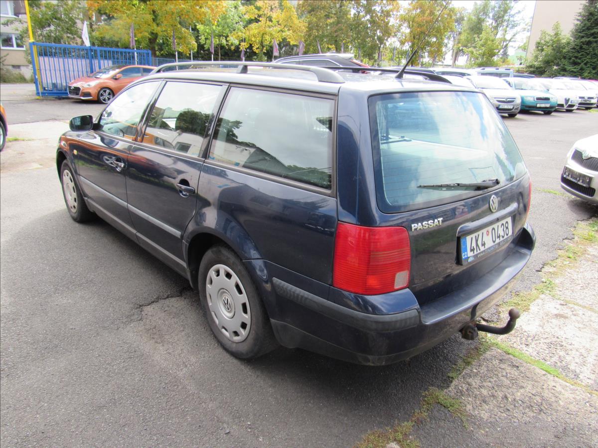 volkswagen-passat-1-6-i-74kw-combi - 3