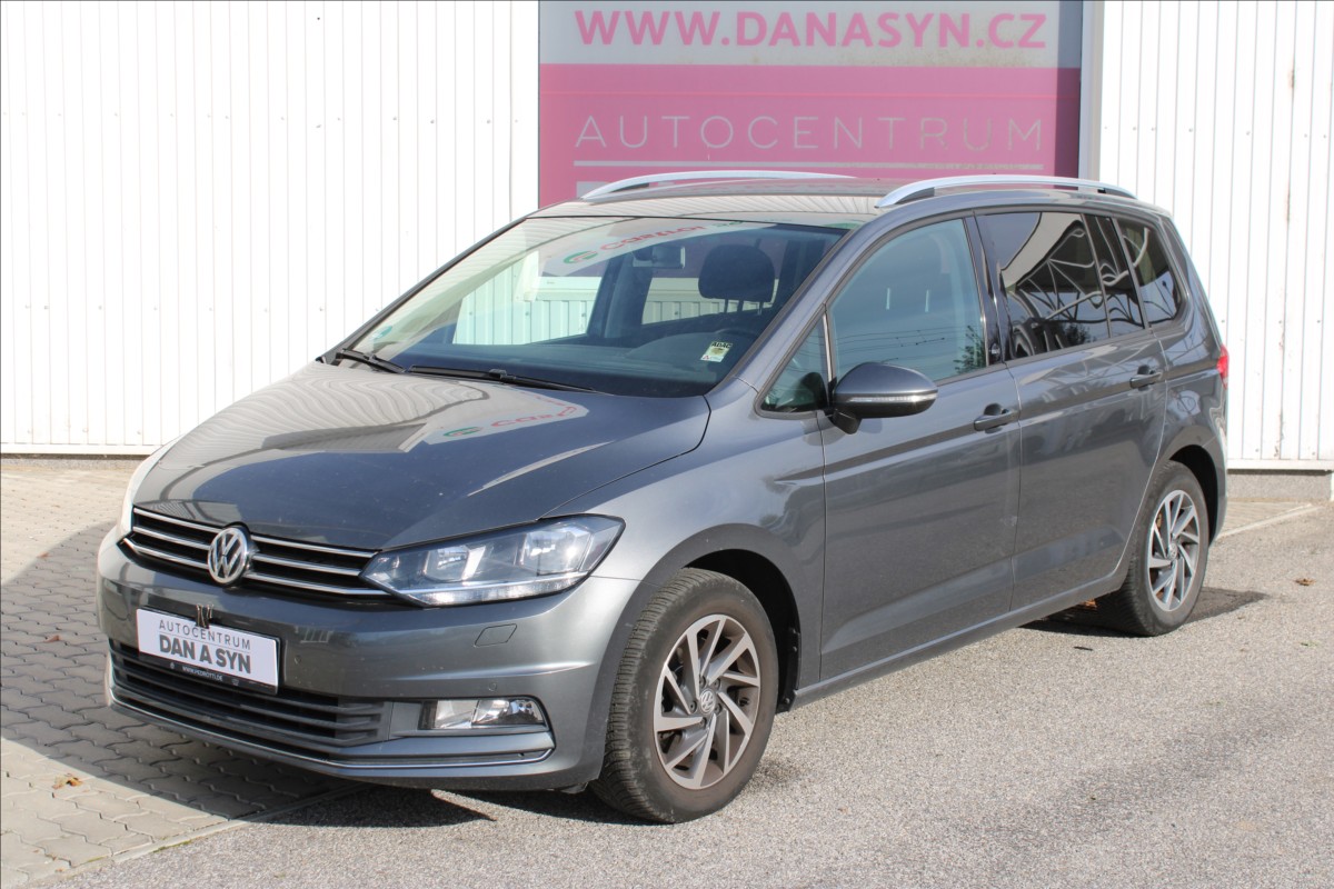 Volkswagen Touran 1,2 TSI Sound 1.majitel