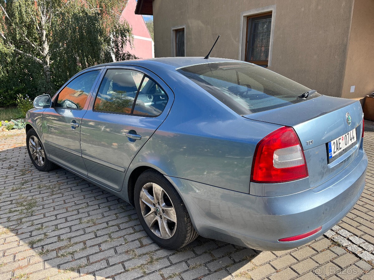 skoda-octavia-1-6-tdi-77kw - 8