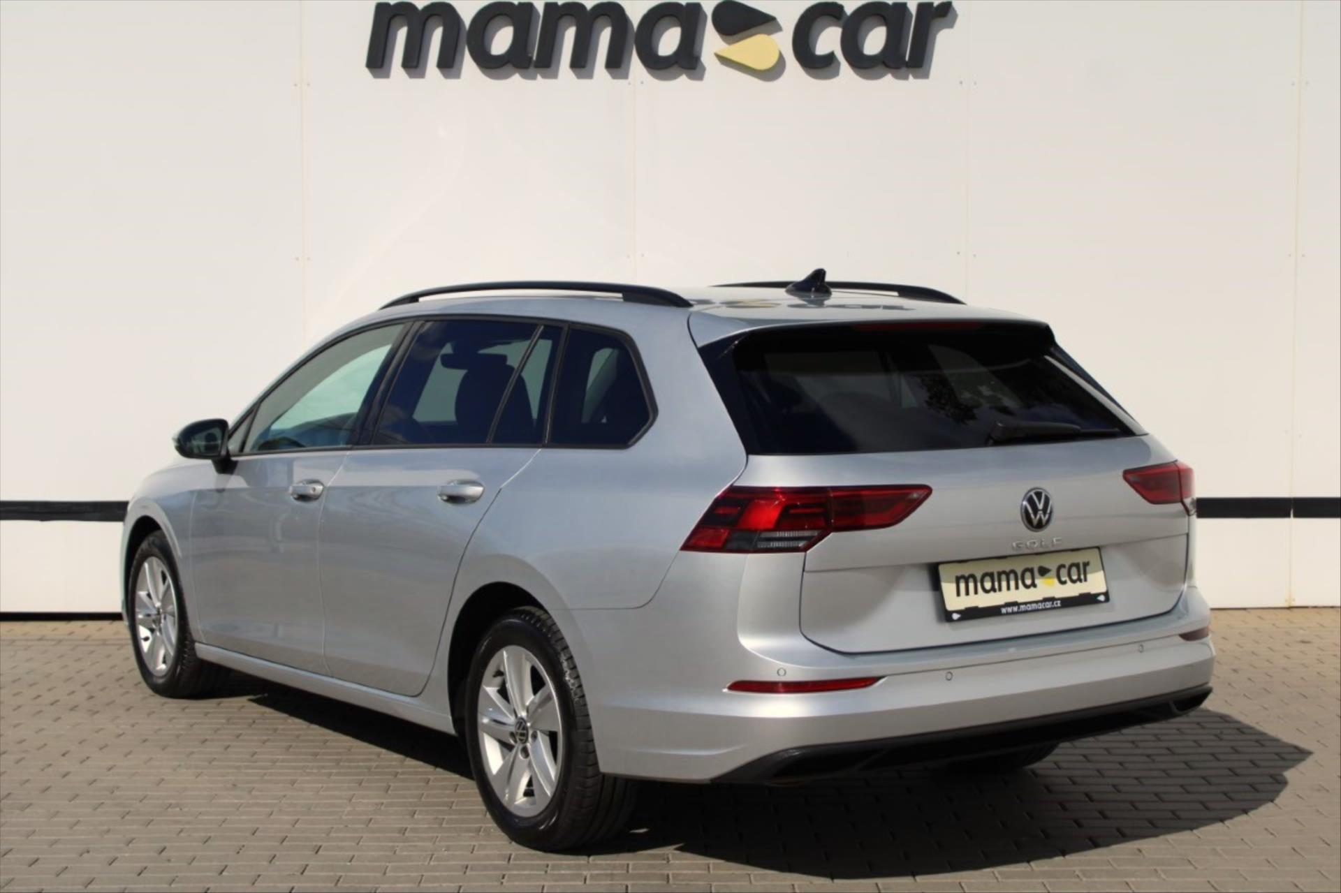 volkswagen-golf-2-0-tdi-life-business-navi-acc - 4