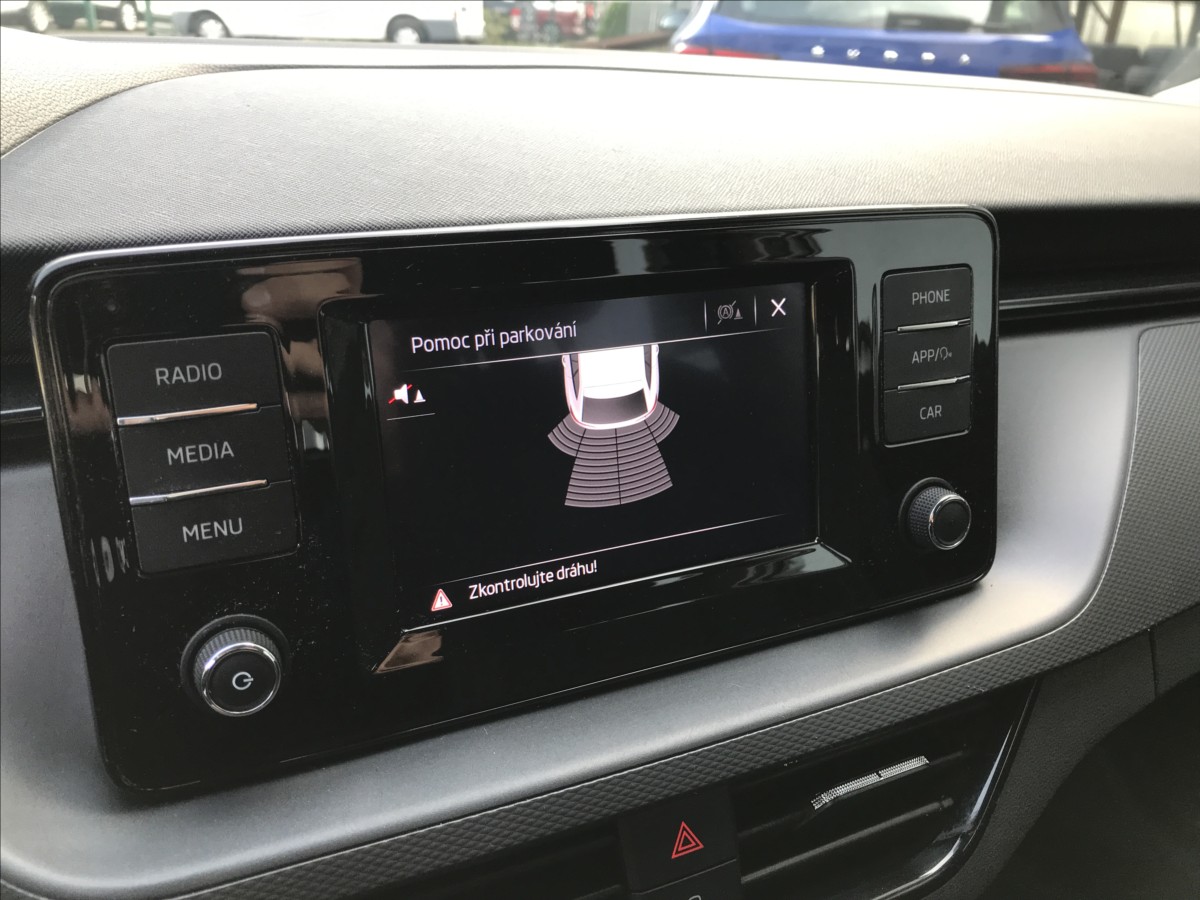 skoda-scala-1-0-tsi-81kw - 8