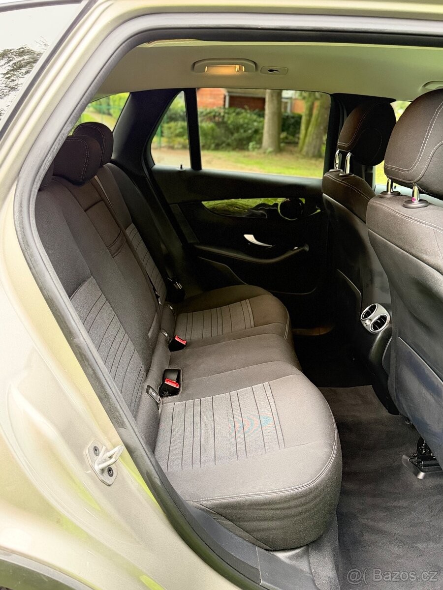mercedes-benz-glc-2-0-220-d-4matic-2022 - 8