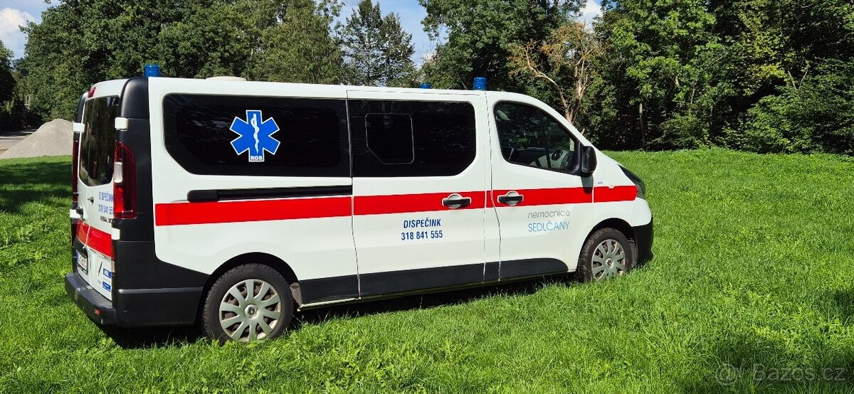 renault-trafic-1-6-sanitni-vuz - 4