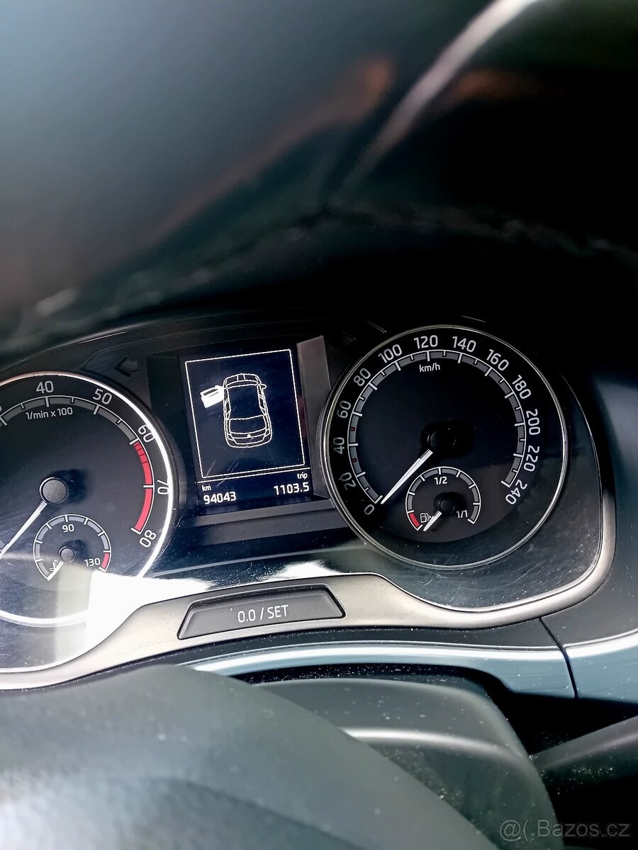 skoda-fabia-1-0 - 1