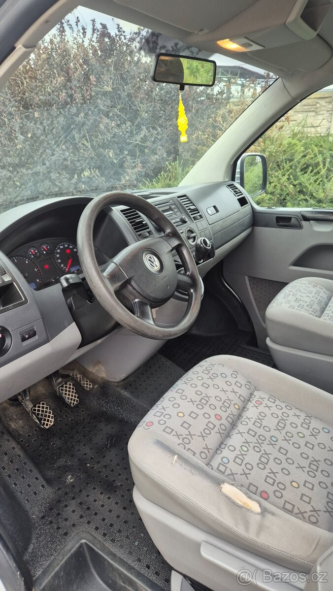 volkswagen-caravelle-2-5-t5 - 6