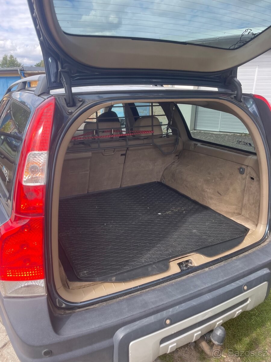volvo-xc70 - 2