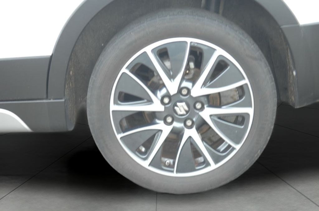 suzuki-sx4-s-cross-comfort-4x4-navigace-panorama - 7