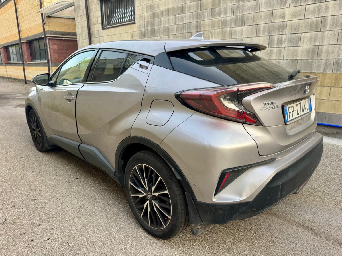 toyota-c-hr-1-8-i-72kw-hybrid-e-cvt - 1