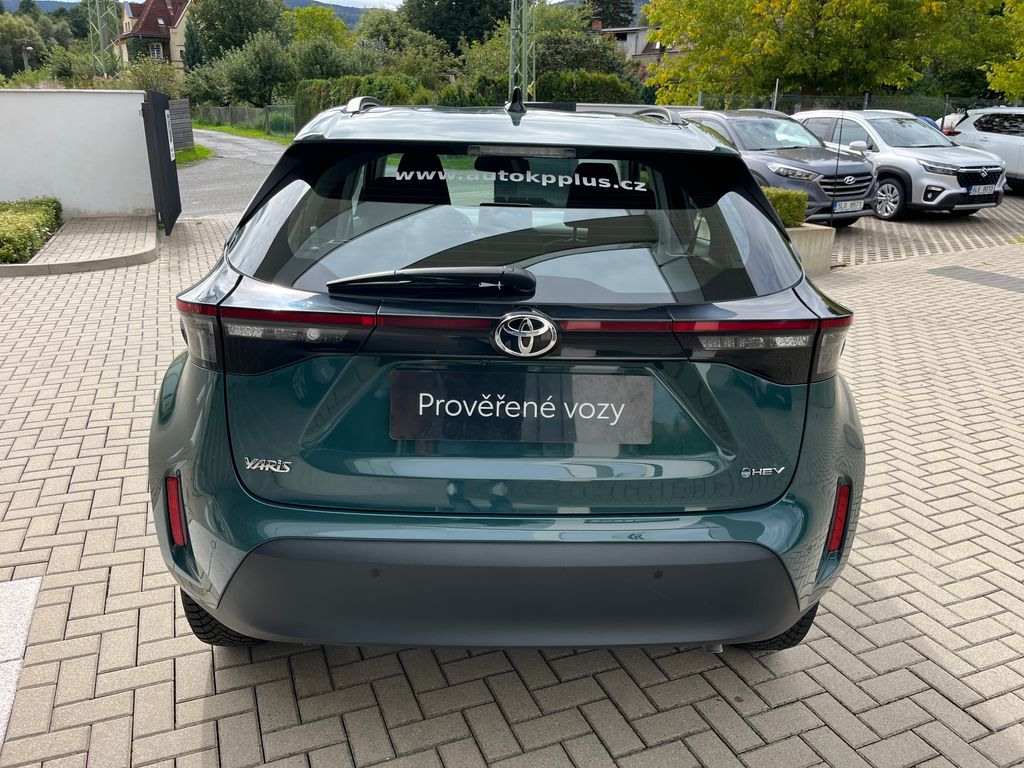 toyota-yaris-cross-1-5-hybrid-e-cvt-comfort - 4