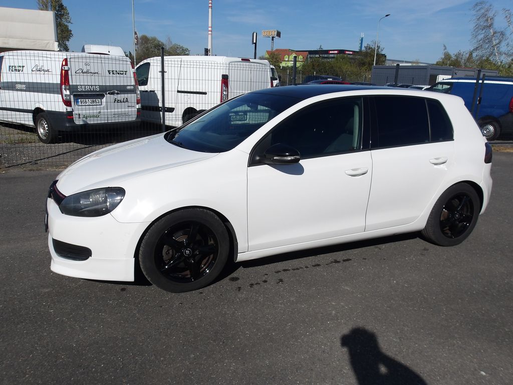 volkswagen-golf-1-6tdi-77kw-cr - 3