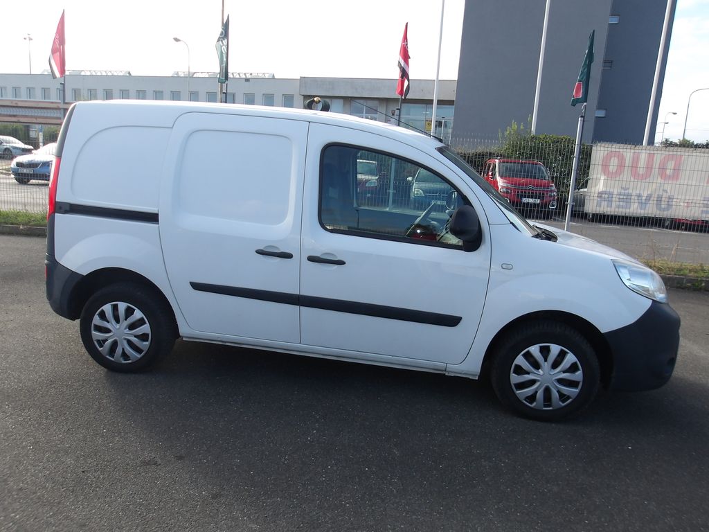 citroen-berlingo-1-5dci-3-mista-park-kamera - 6