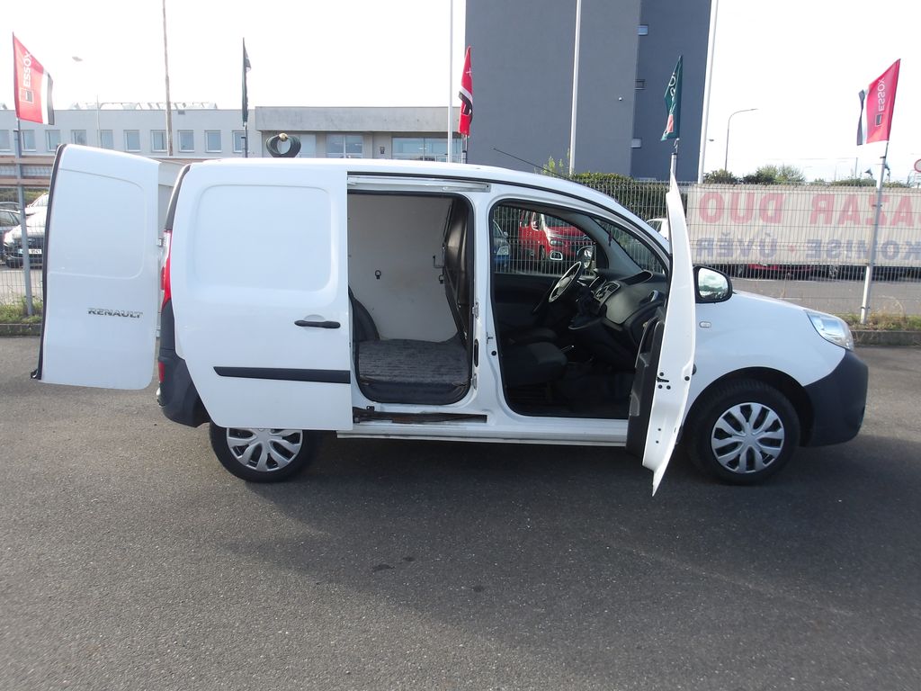 renault-kangoo-1-5dci-3-mista-park-kamera - 7