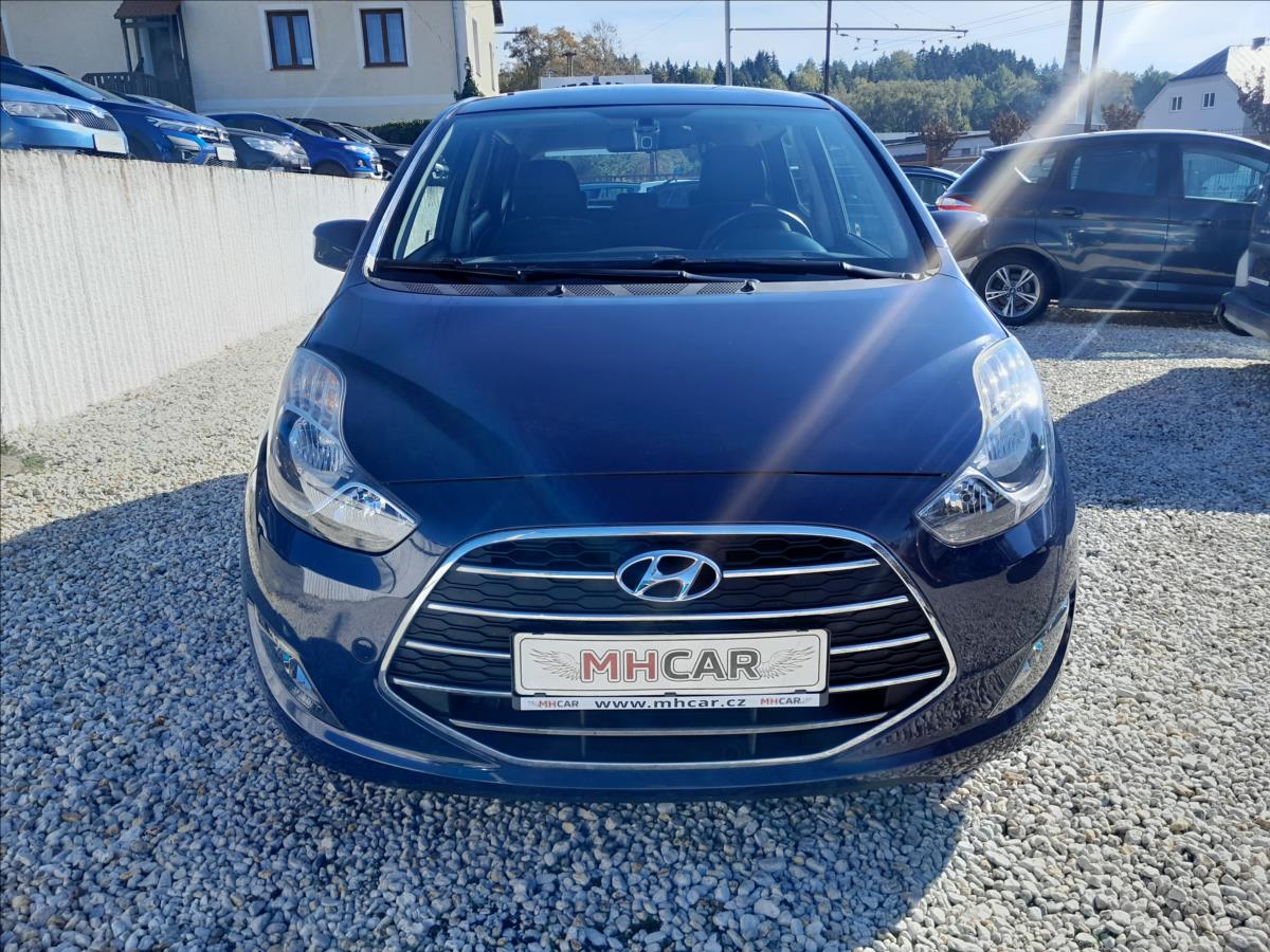 hyundai-ix20-1-6i-91kw-38-000km - 1