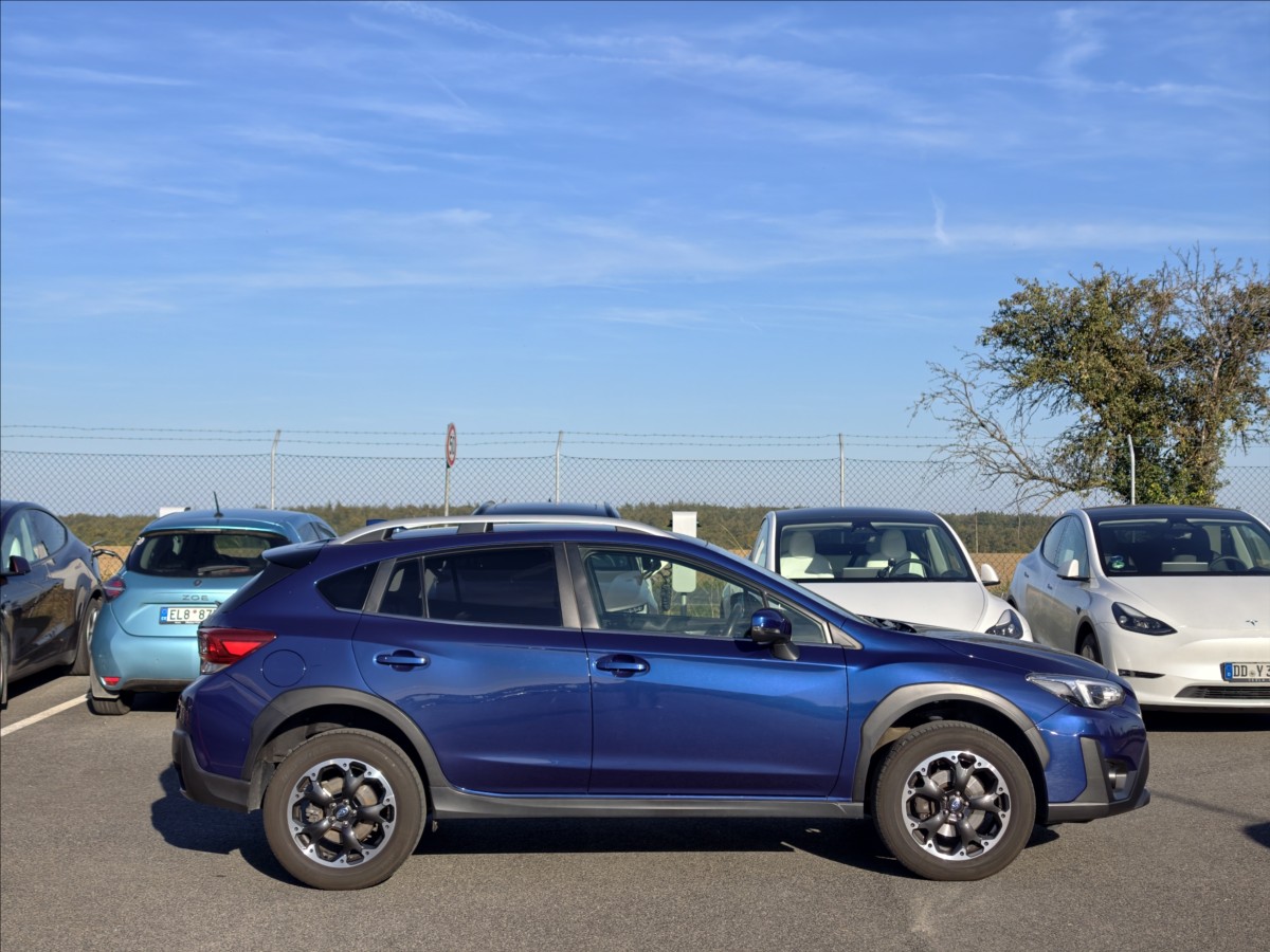 subaru-xv-1-6-1-6i-style-at-cr-1-majitel - 2