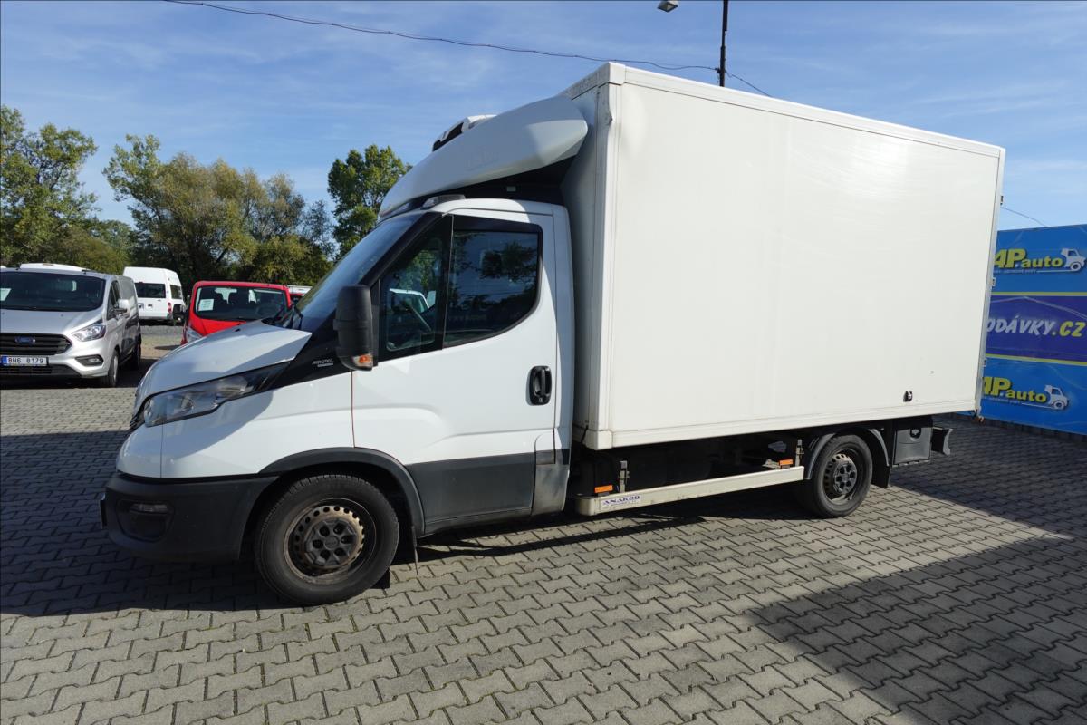 iveco-daily-3-0-hpt-35s18-skrin-chladak - 2