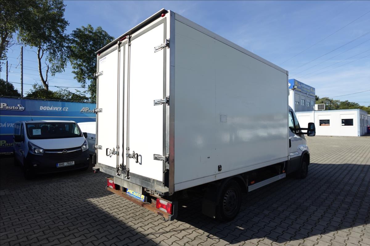 iveco-daily-3-0-hpt-35s18-skrin-chladak - 9
