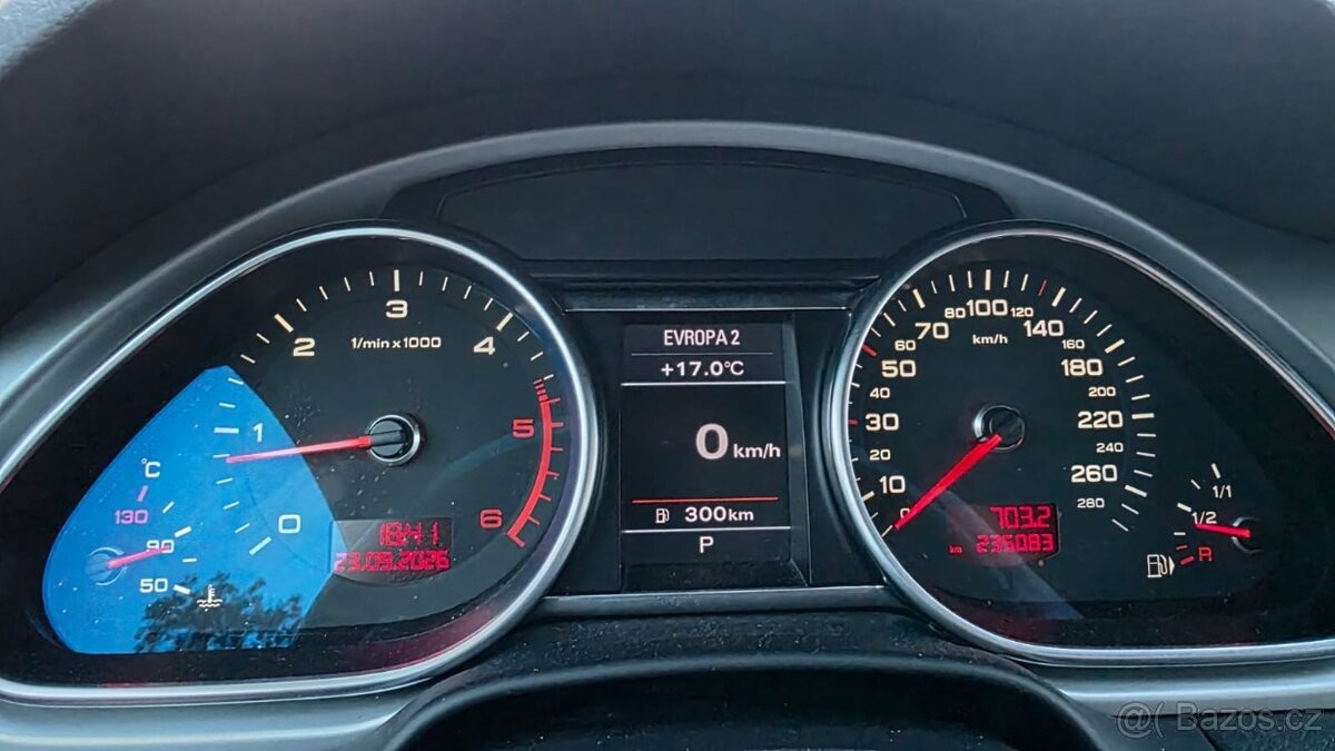 audi-q7-3-0-tdi-176kw-quattro-2010 - 3