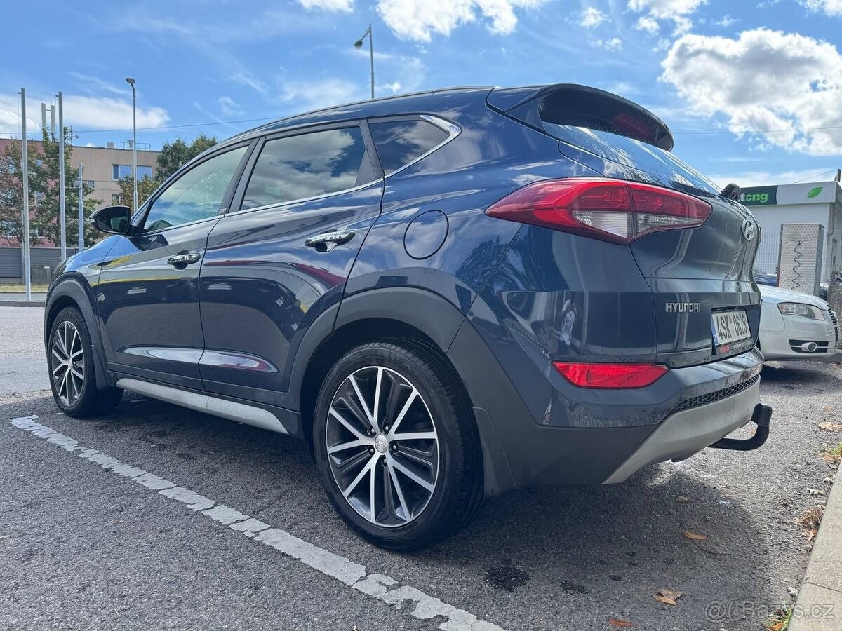 hyundai-tucson-2-0 - 3