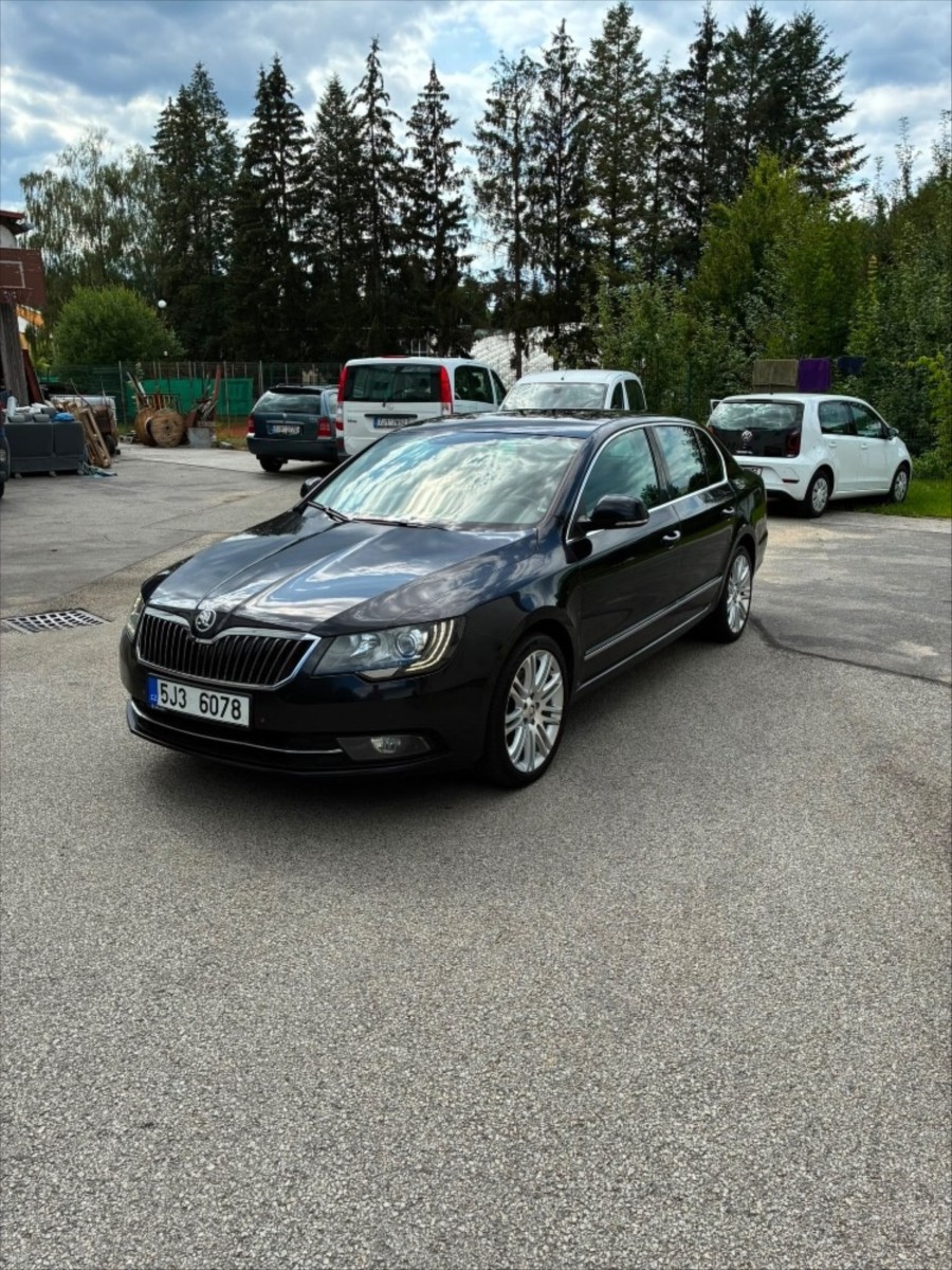 Škoda Superb 2,0   TDI 125 kW 4x4 DSG Elegance