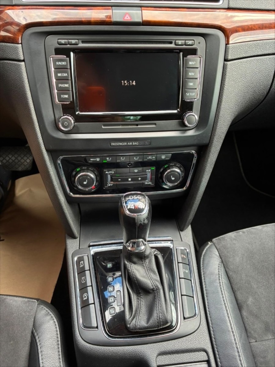 skoda-superb-2-0-tdi-125-kw-4x4-dsg-elegance - 8