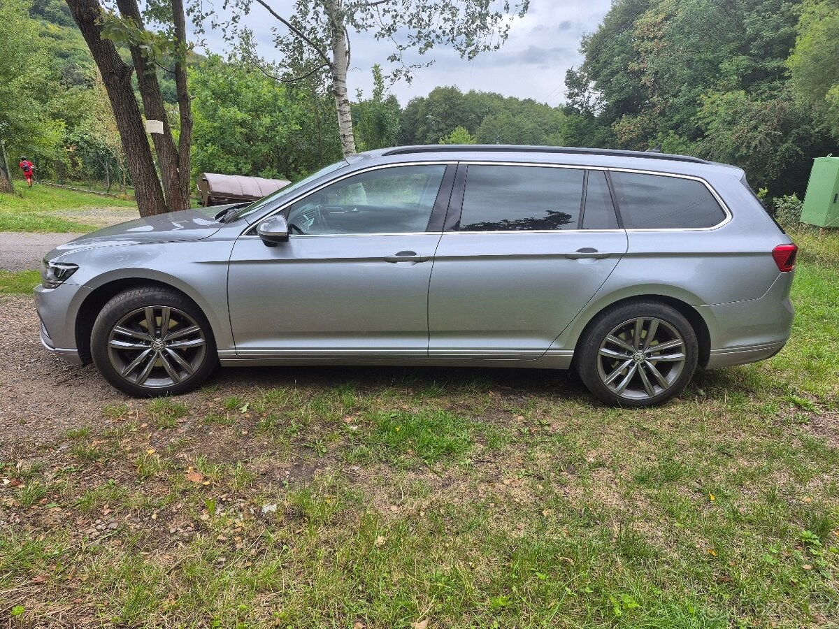 volkswagen-passat-2-0-tdi-110kw-r-2022-business - 1