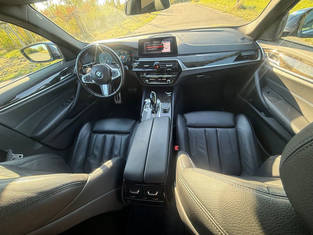 bmw-rada-5-x-drive-plna-vybava-odpocet-dph - 9
